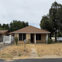 2401 E Plum St, LAREDO, Texas 78043, 3 Bedrooms Bedrooms, 6 Rooms Rooms,2 BathroomsBathrooms,Residential,For Sale,2401 E Plum St,20263554