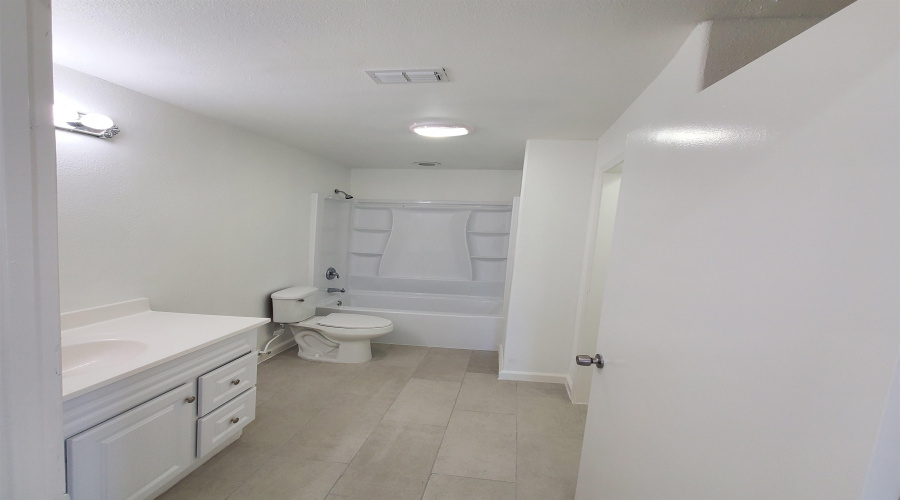 1206 Paseo De Danubio, Rio Bravo, Texas 78046, 3 Bedrooms Bedrooms, 5 Rooms Rooms,1 BathroomBathrooms,Residential,For Sale,1206 Paseo De Danubio,20254969