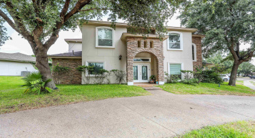516 Finch Ln, laredo, Texas 78045, 5 Bedrooms Bedrooms, 9 Rooms Rooms,3 BathroomsBathrooms,Residential,For Sale,516 Finch Ln,20263556