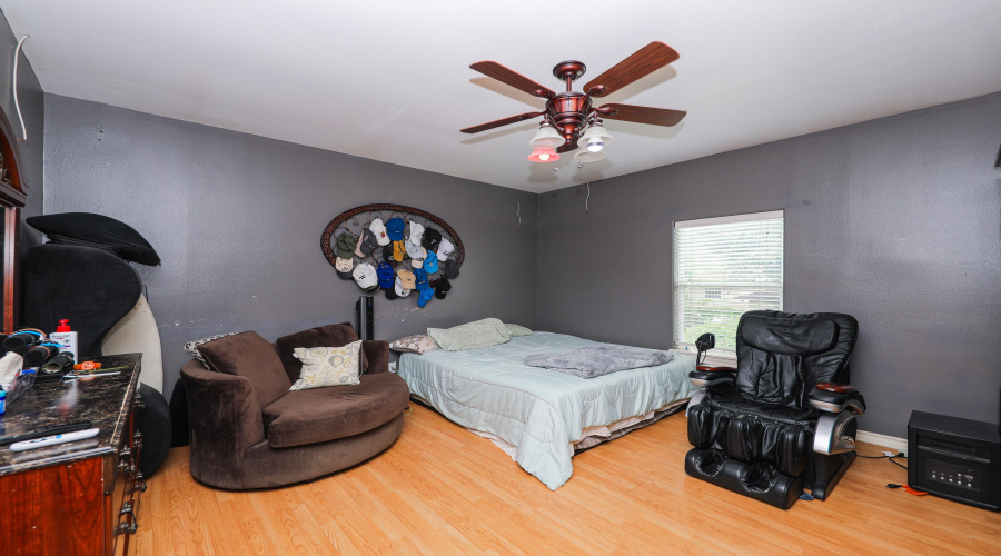 516 Finch Ln, laredo, Texas 78045, 5 Bedrooms Bedrooms, 9 Rooms Rooms,3 BathroomsBathrooms,Residential,For Sale,516 Finch Ln,20263556