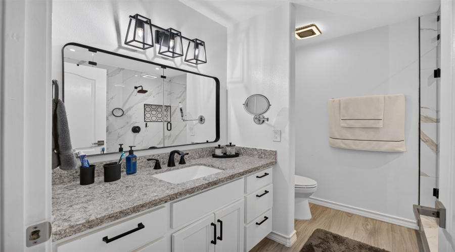 3204 Imperial Dr, Laredo, Texas 78045, 3 Bedrooms Bedrooms, 6 Rooms Rooms,2 BathroomsBathrooms,Residential,For Sale,3204 Imperial Dr,20263559