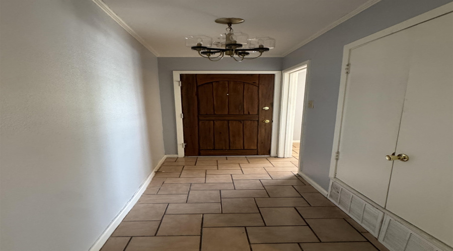 626A Birchwood Ln, Laredo, Texas 78041, 4 Bedrooms Bedrooms, 7 Rooms Rooms,2 BathroomsBathrooms,Residential,For Rent,626A Birchwood Ln,20263561