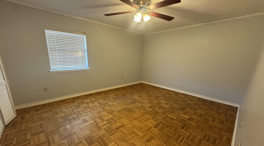626A Birchwood Ln, Laredo, Texas 78041, 4 Bedrooms Bedrooms, 7 Rooms Rooms,2 BathroomsBathrooms,Residential,For Rent,626A Birchwood Ln,20263561