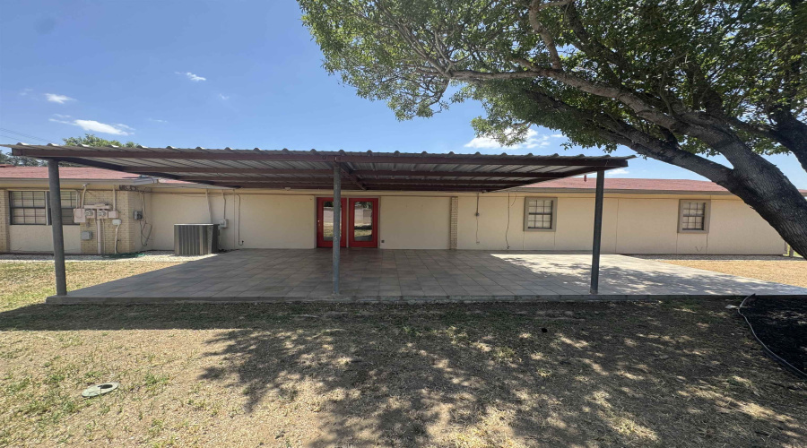 626A Birchwood Ln, Laredo, Texas 78041, 4 Bedrooms Bedrooms, 7 Rooms Rooms,2 BathroomsBathrooms,Residential,For Rent,626A Birchwood Ln,20263561
