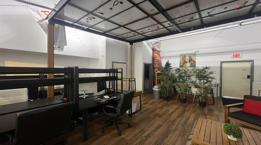 7913 McPherson Rd, Laredo, Texas 78045, 1 Room Rooms,1 BathroomBathrooms,Commercial retail/office,For Rent,7913 McPherson Rd,20263563