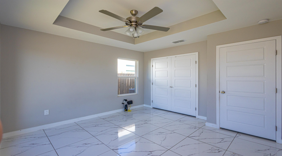 3719 Birge Dr., LAREDO, Texas 78046, 3 Bedrooms Bedrooms, 5 Rooms Rooms,2 BathroomsBathrooms,Residential,For Sale,3719 Birge Dr.,20263565