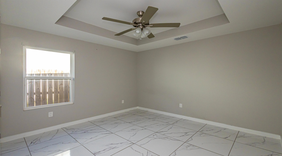 3719 Birge Dr., LAREDO, Texas 78046, 3 Bedrooms Bedrooms, 5 Rooms Rooms,2 BathroomsBathrooms,Residential,For Sale,3719 Birge Dr.,20263565