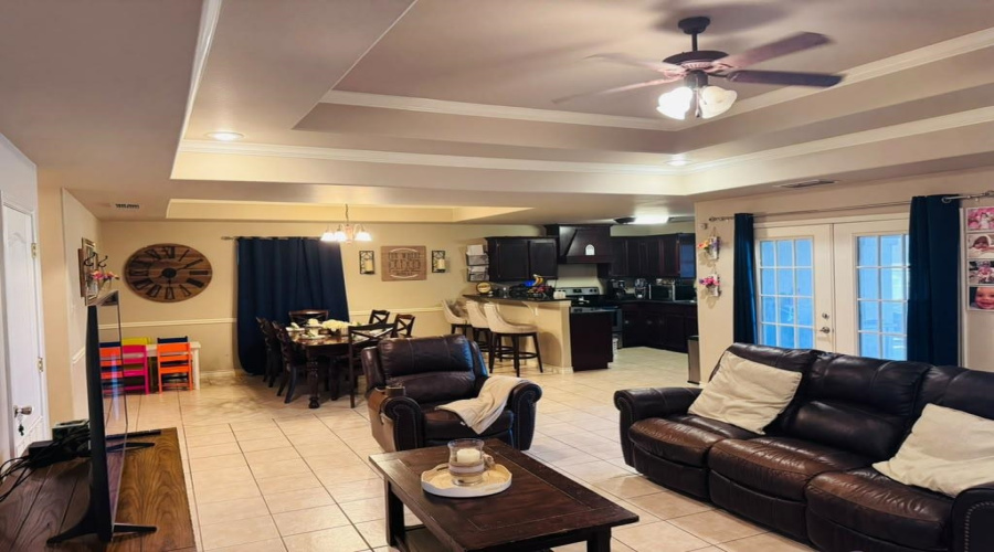 10507 Sanderiana Ct, Laredo, Texas 78045, 4 Bedrooms Bedrooms, 7 Rooms Rooms,2 BathroomsBathrooms,Residential,For Sale,10507 Sanderiana Ct,20263566