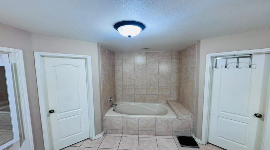 10507 Sanderiana Ct, Laredo, Texas 78045, 4 Bedrooms Bedrooms, 7 Rooms Rooms,2 BathroomsBathrooms,Residential,For Sale,10507 Sanderiana Ct,20263566