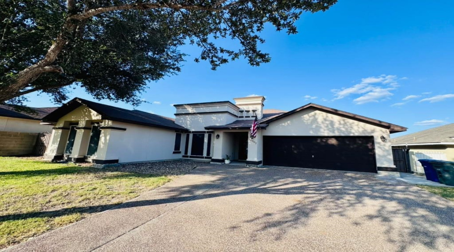 10507 Sanderiana Ct, Laredo, Texas 78045, 4 Bedrooms Bedrooms, 7 Rooms Rooms,2 BathroomsBathrooms,Residential,For Sale,10507 Sanderiana Ct,20263566