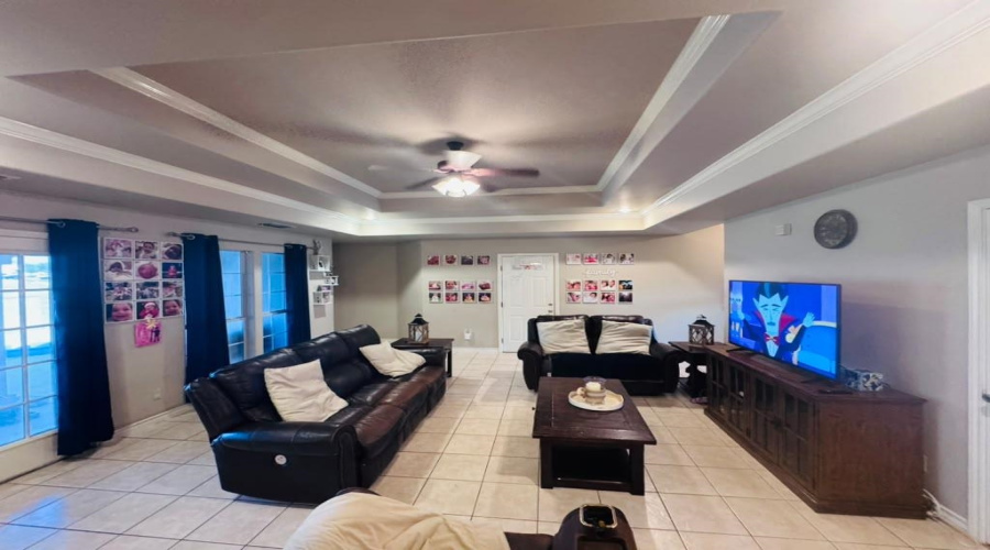 10507 Sanderiana Ct, Laredo, Texas 78045, 4 Bedrooms Bedrooms, 7 Rooms Rooms,2 BathroomsBathrooms,Residential,For Sale,10507 Sanderiana Ct,20263566