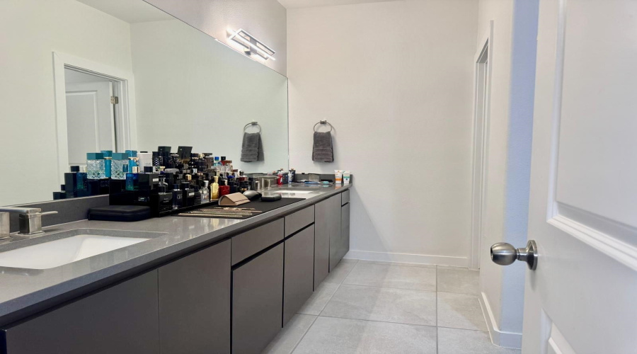621 Journey Loop, Laredo, Texas 78045, 3 Bedrooms Bedrooms, 6 Rooms Rooms,2 BathroomsBathrooms,Residential,For Sale,621 Journey Loop,20263567
