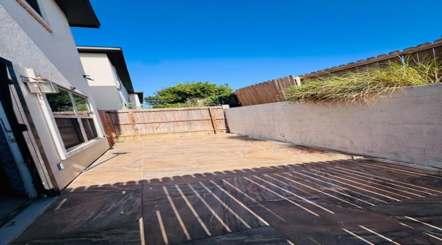 5620 Montevista Dr., Laredo, Texas 78041, 2 Bedrooms Bedrooms, 4 Rooms Rooms,2 BathroomsBathrooms,Residential,For Sale,5620 Montevista Dr.,20263569