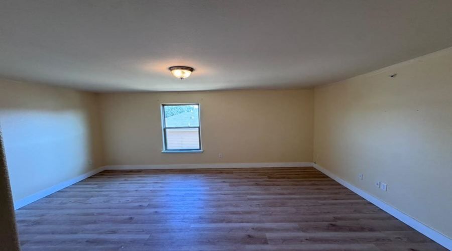 5620 Montevista Dr., Laredo, Texas 78041, 2 Bedrooms Bedrooms, 4 Rooms Rooms,2 BathroomsBathrooms,Residential,For Sale,5620 Montevista Dr.,20263569