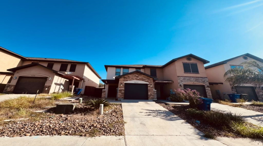 5620 Montevista Dr., Laredo, Texas 78041, 2 Bedrooms Bedrooms, 4 Rooms Rooms,2 BathroomsBathrooms,Residential,For Sale,5620 Montevista Dr.,20263569