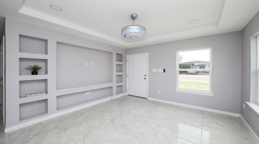 17204 Running Doe St, Laredo, Texas 78045-0000, 4 Bedrooms Bedrooms, 5 Rooms Rooms,2 BathroomsBathrooms,Residential,For Sale,17204 Running Doe St,20262844