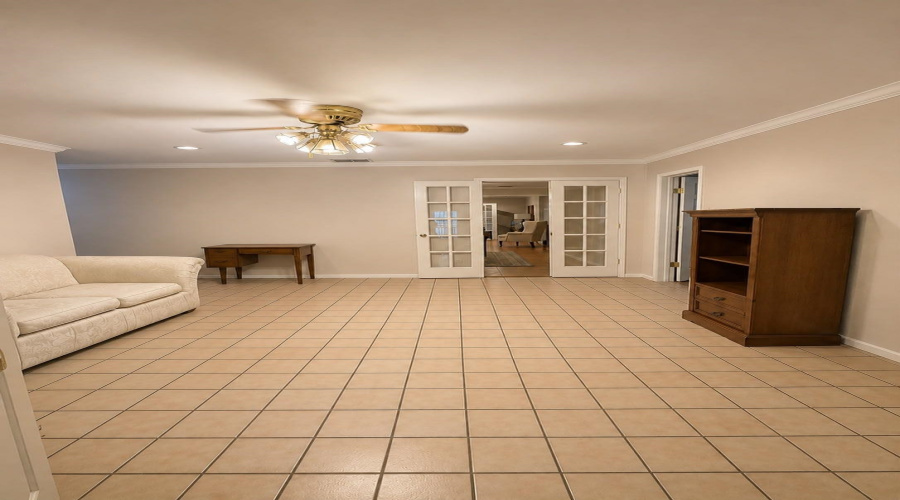 1917 OKane St, Laredo, Texas 78043, 4 Bedrooms Bedrooms, 9 Rooms Rooms,3 BathroomsBathrooms,Residential,For Sale,1917 OKane St,20263572