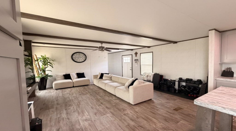 5133 Plasencia Ln., LAREDO, Texas 78046, 3 Bedrooms Bedrooms, 5 Rooms Rooms,2 BathroomsBathrooms,Residential,For Sale,5133 Plasencia Ln.,20263575