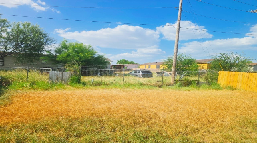 5004 Cherimoya Ln., laredo, Texas 78046, 3 Bedrooms Bedrooms, 5 Rooms Rooms,2 BathroomsBathrooms,Residential,For Sale,5004 Cherimoya Ln.,20263576