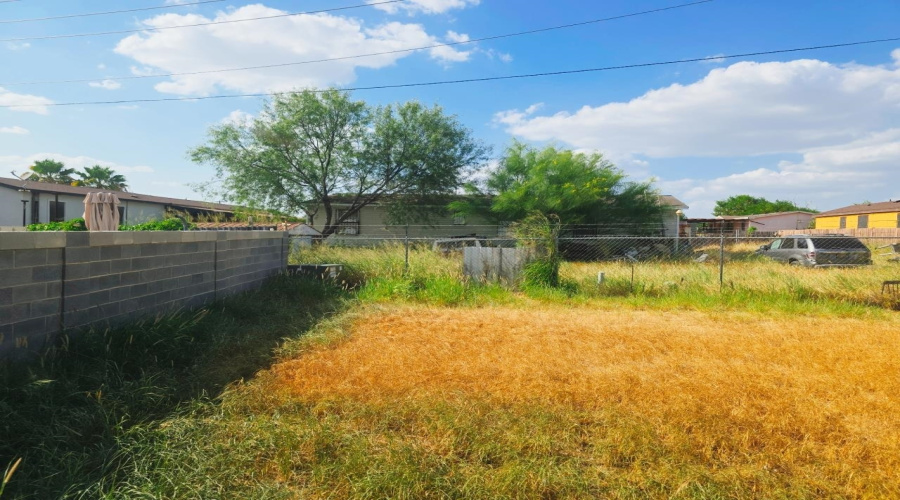 5004 Cherimoya Ln., laredo, Texas 78046, 3 Bedrooms Bedrooms, 5 Rooms Rooms,2 BathroomsBathrooms,Residential,For Sale,5004 Cherimoya Ln.,20263576