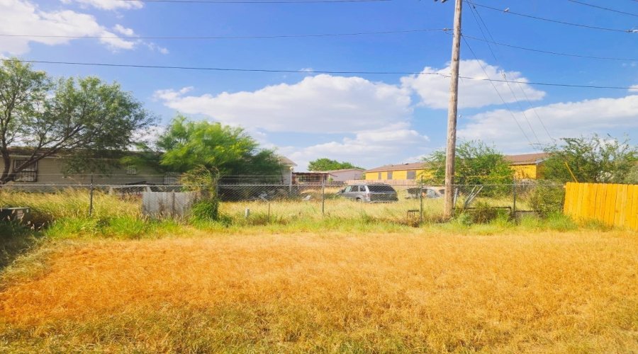 5004 Cherimoya Ln., laredo, Texas 78046, 3 Bedrooms Bedrooms, 5 Rooms Rooms,2 BathroomsBathrooms,Residential,For Sale,5004 Cherimoya Ln.,20263576