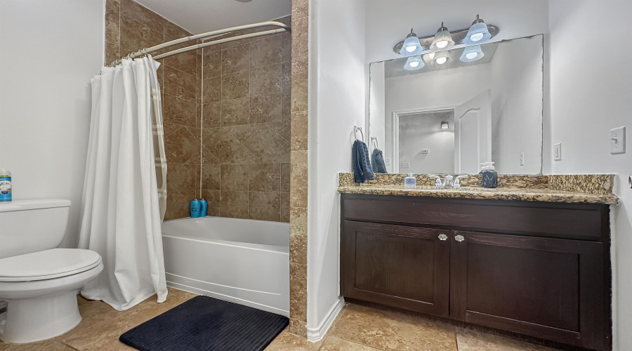 5311 Lost Hills Trail, Laredo, Texas 78041, 3 Bedrooms Bedrooms, 6 Rooms Rooms,2 BathroomsBathrooms,Residential,For Sale,5311 Lost Hills Trail,20263577