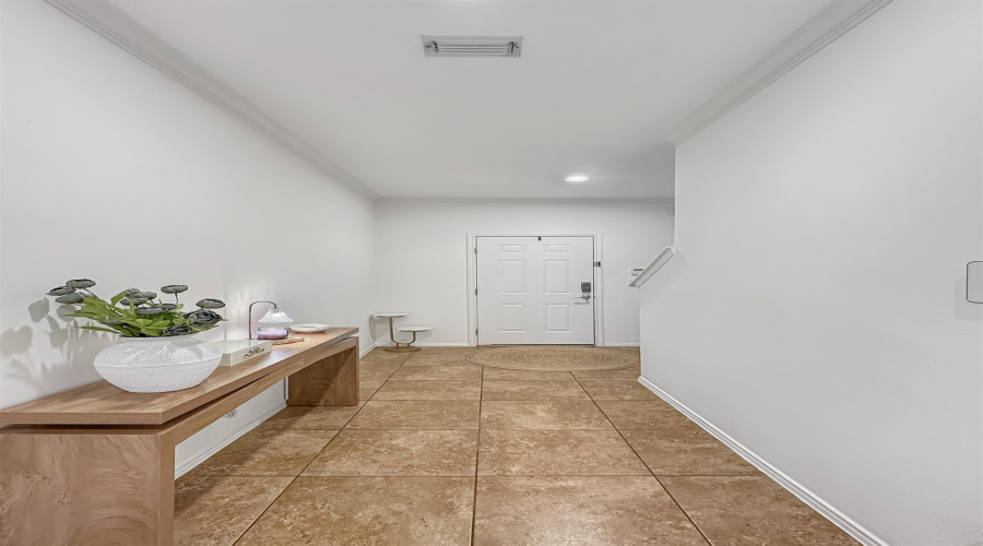 5311 Lost Hills Trail, Laredo, Texas 78041, 3 Bedrooms Bedrooms, 6 Rooms Rooms,2 BathroomsBathrooms,Residential,For Sale,5311 Lost Hills Trail,20263577