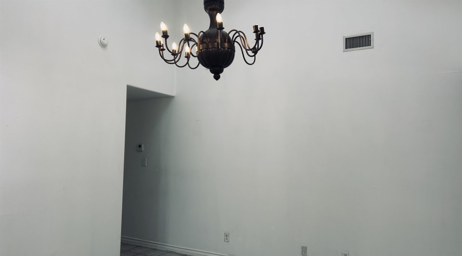 308 Cambridge Lp, Laredo, Texas 78045, 3 Bedrooms Bedrooms, 8 Rooms Rooms,3 BathroomsBathrooms,Residential,For Rent,308 Cambridge Lp,20263578