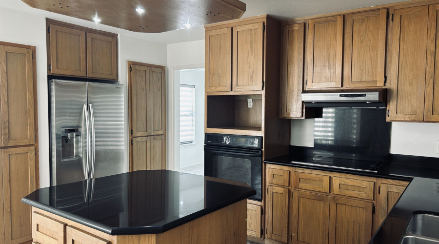 308 Cambridge Lp, Laredo, Texas 78045, 3 Bedrooms Bedrooms, 8 Rooms Rooms,3 BathroomsBathrooms,Residential,For Rent,308 Cambridge Lp,20263578