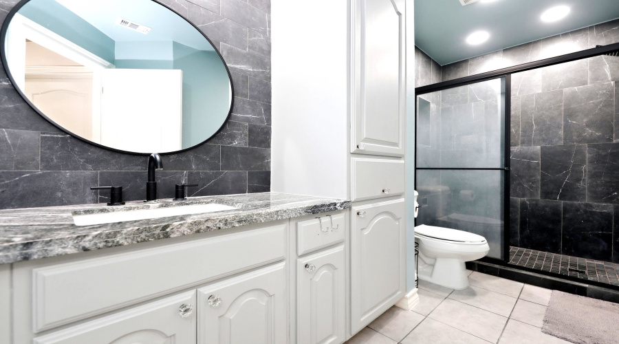 3301 Winsome Ct, Laredo, Texas 78045, 4 Bedrooms Bedrooms, 7 Rooms Rooms,2 BathroomsBathrooms,Residential,For Sale,3301 Winsome Ct,20263579