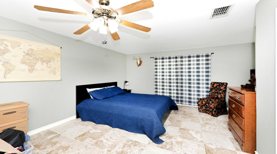 3301 Winsome Ct, Laredo, Texas 78045, 4 Bedrooms Bedrooms, 7 Rooms Rooms,2 BathroomsBathrooms,Residential,For Sale,3301 Winsome Ct,20263579