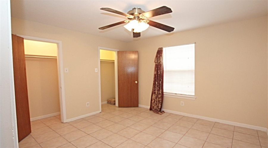 103 Mims Ave, Laredo, Texas 78041, 1 Bedroom Bedrooms, 2 Rooms Rooms,1 BathroomBathrooms,Residential,For Rent,103 Mims Ave,20263580