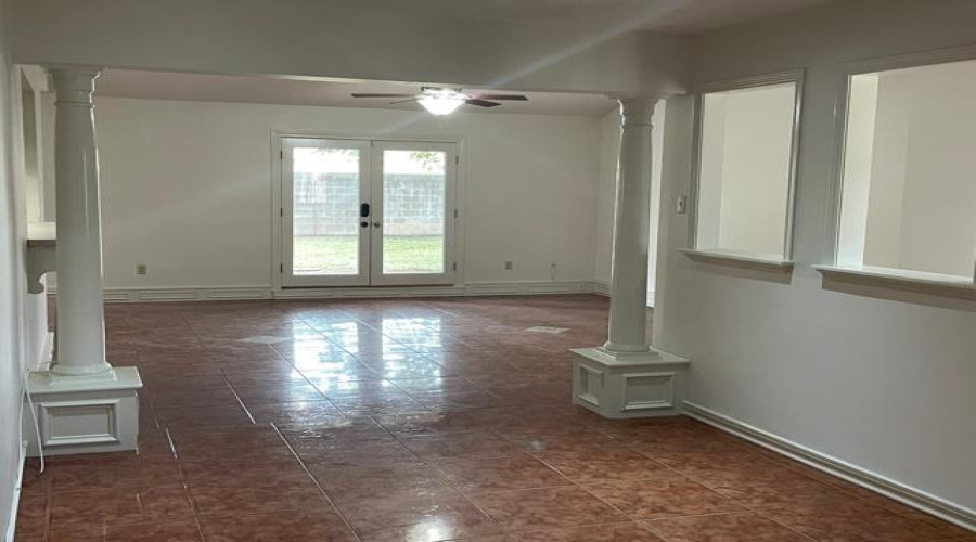 316 Oklahoma St, Laredo, Texas 78041-3136, 3 Bedrooms Bedrooms, 7 Rooms Rooms,2 BathroomsBathrooms,Residential,For Rent,316 Oklahoma St,20263582