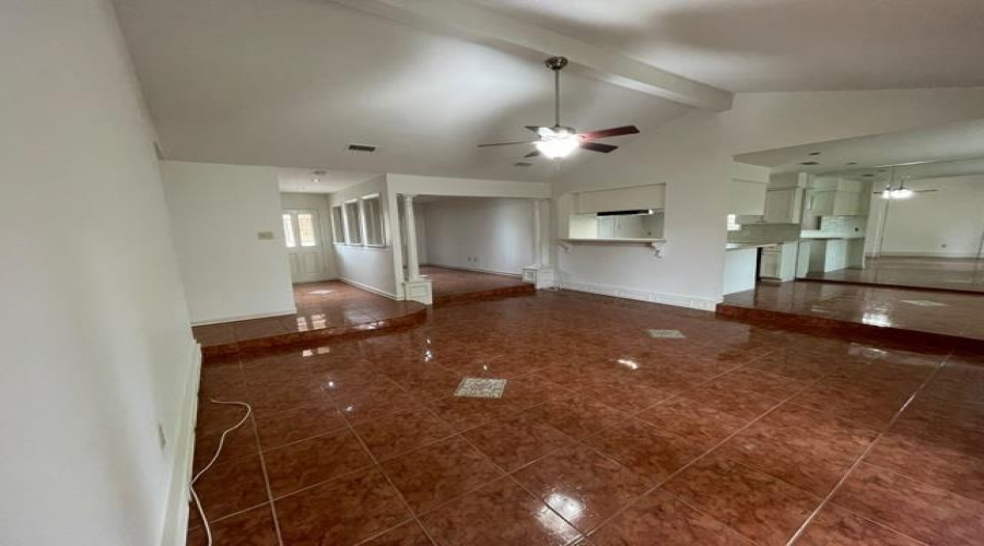316 Oklahoma St, Laredo, Texas 78041-3136, 3 Bedrooms Bedrooms, 7 Rooms Rooms,2 BathroomsBathrooms,Residential,For Rent,316 Oklahoma St,20263582