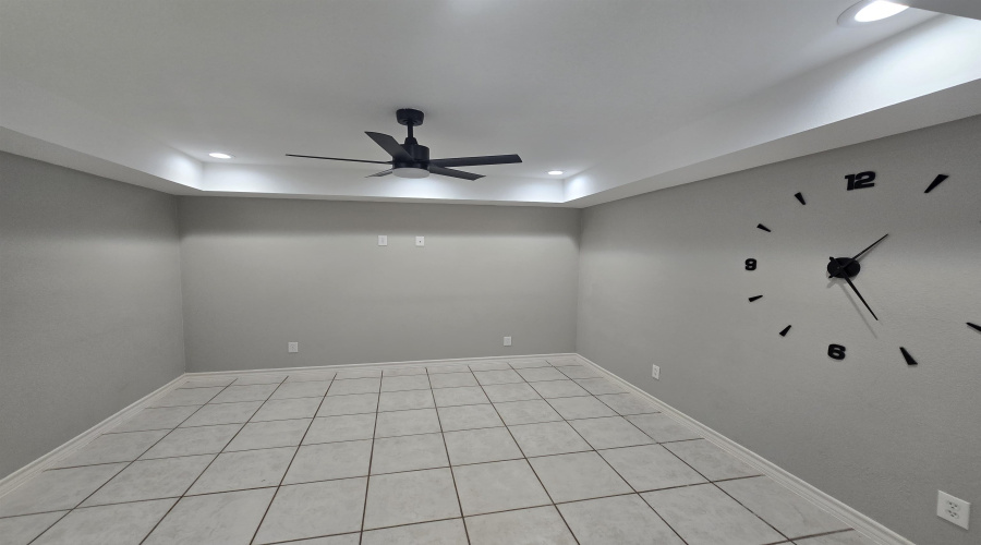 9819 Sweetwind Dr, Laredo, Texas 78045, 4 Bedrooms Bedrooms, 7 Rooms Rooms,2 BathroomsBathrooms,Residential,For Rent,9819 Sweetwind Dr,20263584