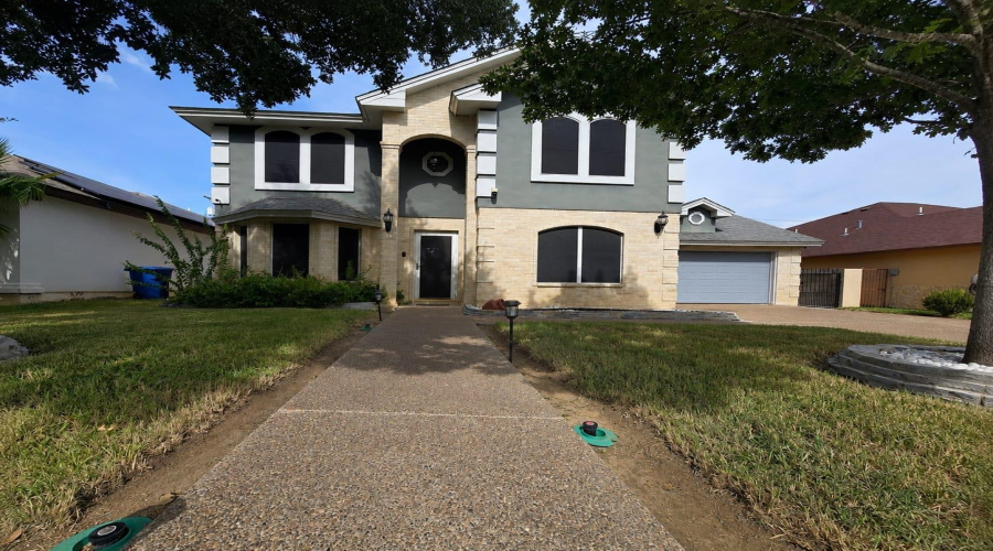 9819 Sweetwind Dr, Laredo, Texas 78045, 4 Bedrooms Bedrooms, 7 Rooms Rooms,2 BathroomsBathrooms,Residential,For Rent,9819 Sweetwind Dr,20263584