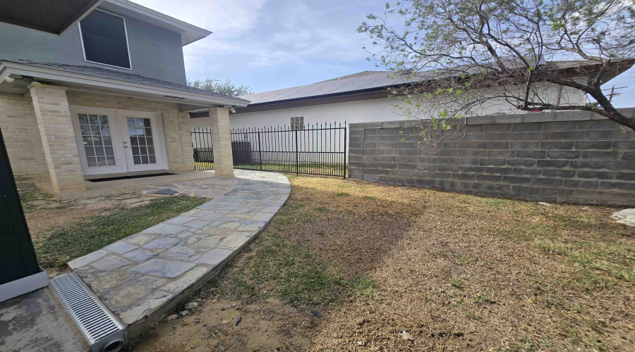 9819 Sweetwind Dr, Laredo, Texas 78045, 4 Bedrooms Bedrooms, 7 Rooms Rooms,2 BathroomsBathrooms,Residential,For Rent,9819 Sweetwind Dr,20263584