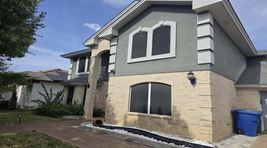 9819 Sweetwind Dr, Laredo, Texas 78045, 4 Bedrooms Bedrooms, 7 Rooms Rooms,2 BathroomsBathrooms,Residential,For Rent,9819 Sweetwind Dr,20263584