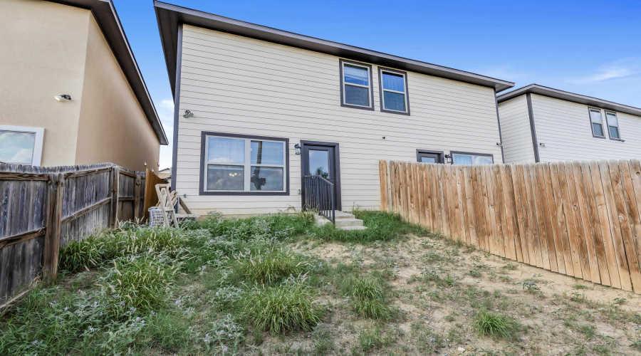 5507 Montevista Dr., Laredo, Texas 78041, 3 Bedrooms Bedrooms, 3 Rooms Rooms,2 BathroomsBathrooms,Residential,For Sale,5507 Montevista Dr.,20263595
