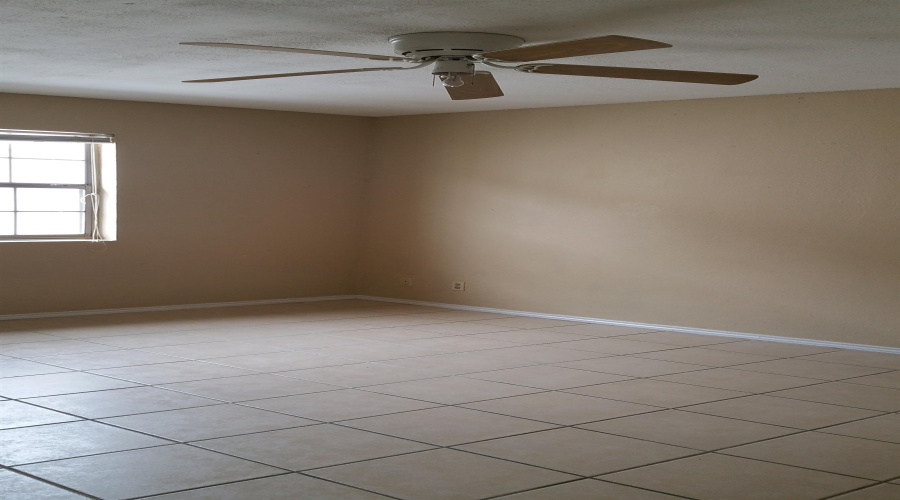 606 Gale St, Laredo, Texas 78041, 2 Bedrooms Bedrooms, 4 Rooms Rooms,1 BathroomBathrooms,Residential,For Rent,606 Gale St,20263596