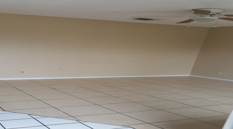 606 Gale St, Laredo, Texas 78041, 2 Bedrooms Bedrooms, 4 Rooms Rooms,1 BathroomBathrooms,Residential,For Rent,606 Gale St,20263596