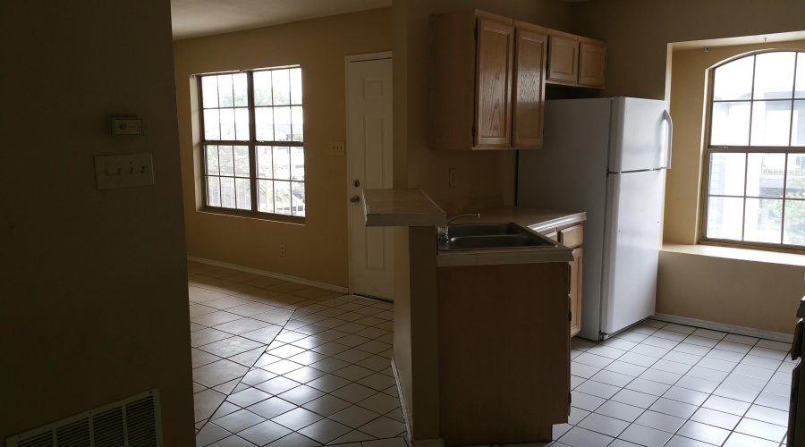 606 Gale St, Laredo, Texas 78041, 2 Bedrooms Bedrooms, 4 Rooms Rooms,1 BathroomBathrooms,Residential,For Rent,606 Gale St,20263596