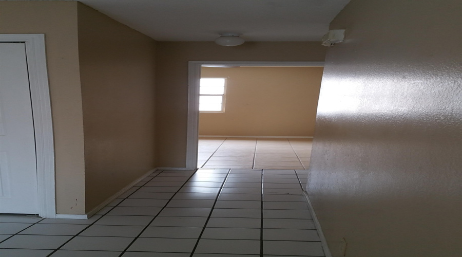 606 Gale St, Laredo, Texas 78041, 2 Bedrooms Bedrooms, 4 Rooms Rooms,1 BathroomBathrooms,Residential,For Rent,606 Gale St,20263596