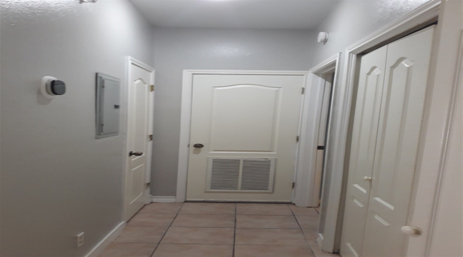 9804 Cantera Ct, Laredo, Texas 78045, 2 Bedrooms Bedrooms, 4 Rooms Rooms,2 BathroomsBathrooms,Residential,For Rent,9804 Cantera Ct,20263597