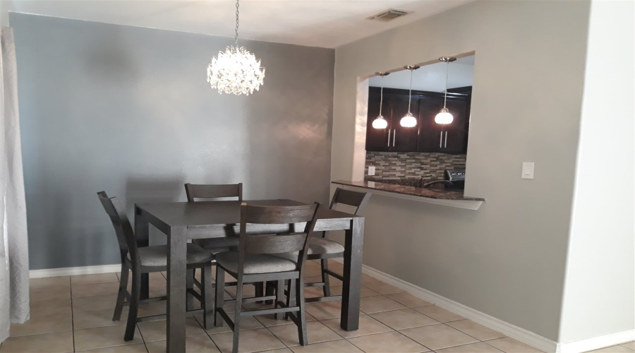 9804 Cantera Ct, Laredo, Texas 78045, 2 Bedrooms Bedrooms, 4 Rooms Rooms,2 BathroomsBathrooms,Residential,For Rent,9804 Cantera Ct,20263597