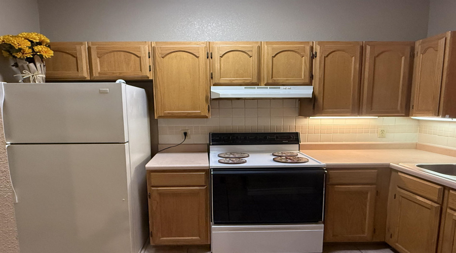 1401 Gustavus St, Laredo, Texas 78040, 2 Bedrooms Bedrooms, 5 Rooms Rooms,1 BathroomBathrooms,Residential,For Rent,1401 Gustavus St,20263606