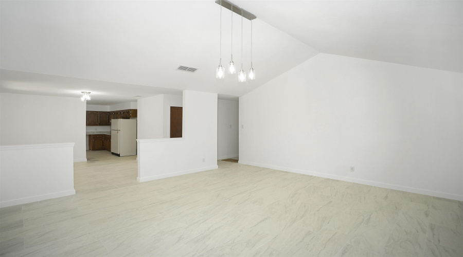 113 Idaho St, LAREDO, Texas 78041, 3 Bedrooms Bedrooms, 7 Rooms Rooms,2 BathroomsBathrooms,Residential,For Sale,113 Idaho St,20263608