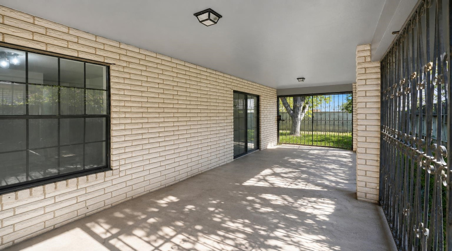 113 Idaho St, LAREDO, Texas 78041, 3 Bedrooms Bedrooms, 7 Rooms Rooms,2 BathroomsBathrooms,Residential,For Sale,113 Idaho St,20263608