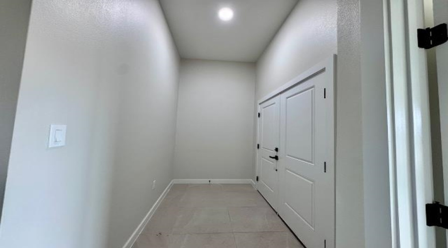 1634 Curriculum Ct., Laredo, Texas 78046, 3 Bedrooms Bedrooms, 6 Rooms Rooms,2 BathroomsBathrooms,Residential,For Sale,1634 Curriculum Ct.,20263609