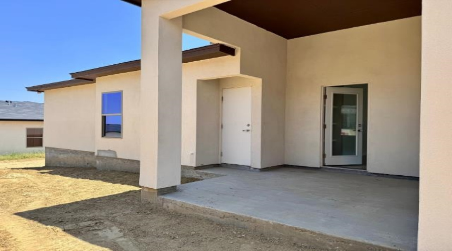 1201 Noyola Loop, Laredo, Texas 78046, 4 Bedrooms Bedrooms, 6 Rooms Rooms,2 BathroomsBathrooms,Residential,For Sale,1201 Noyola Loop,20263610